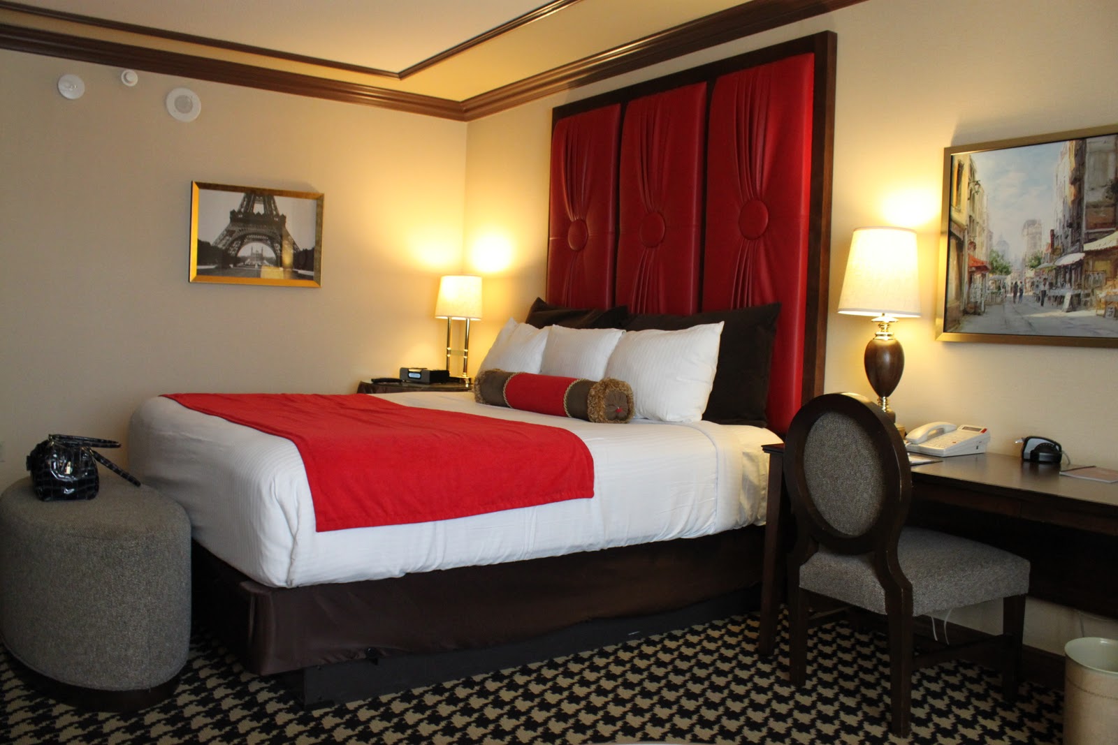 HayleysMom on Vegas Paris Las Vegas Hotel Red room review with photos